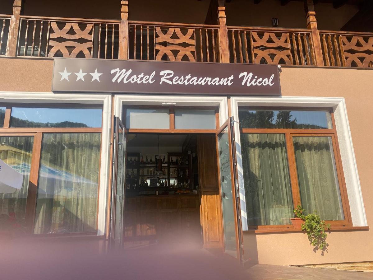 Motel Restaurant Nicol Armenis Exteriör bild